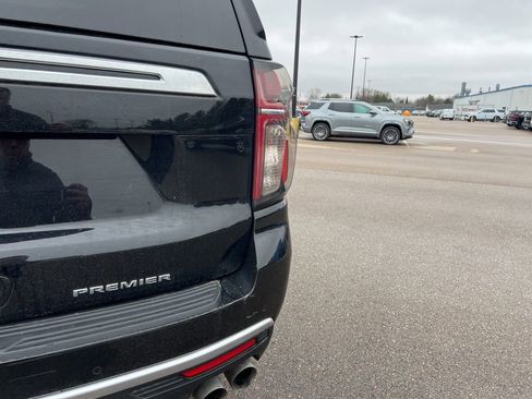 Used 2021 Chevrolet Tahoe Premier w/ Premium Package image 8