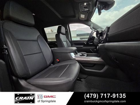 Used 2025 Chevrolet Silverado 2500 LTZ w/ LTZ Convenience Package AWD/4WD image 30