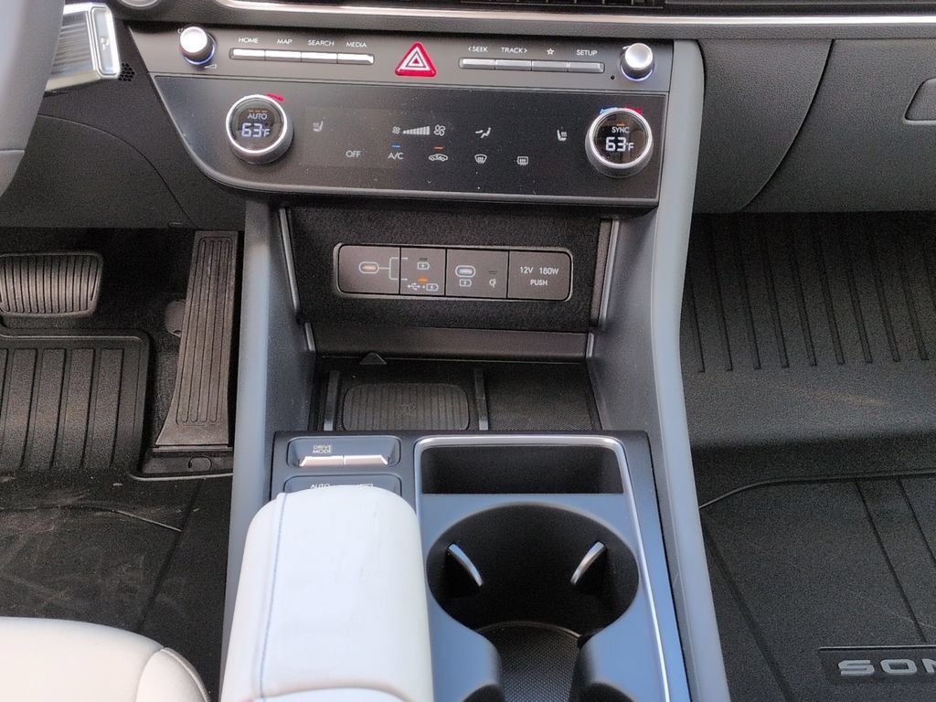 New 2026 Hyundai Sonata SEL FWD image 18
