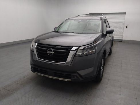 Used 2022 Nissan Pathfinder SL FWD image 15