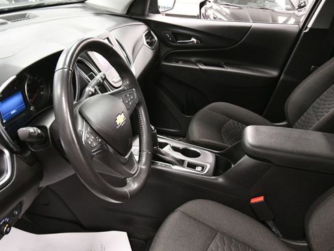 Used 2021 Chevrolet Equinox LT image 19