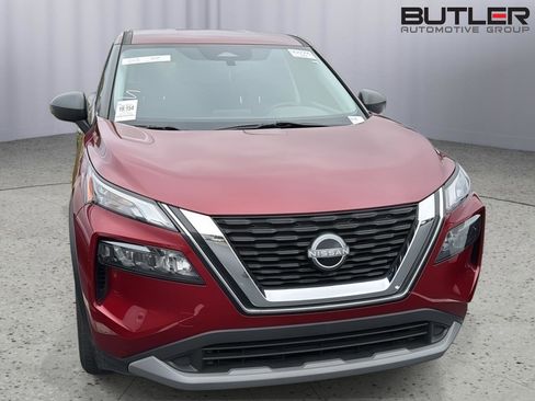 Used 2023 Nissan Rogue S AWD/4WD image 5