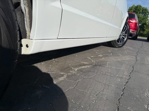 Used 2019 Dodge Grand Caravan GT FWD image 8