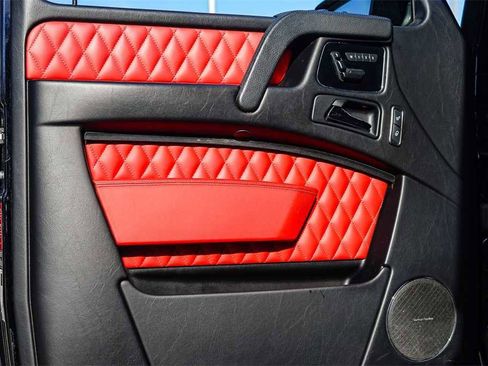 Used 2016 Mercedes-Benz G 63 AMG 4MATIC image 24