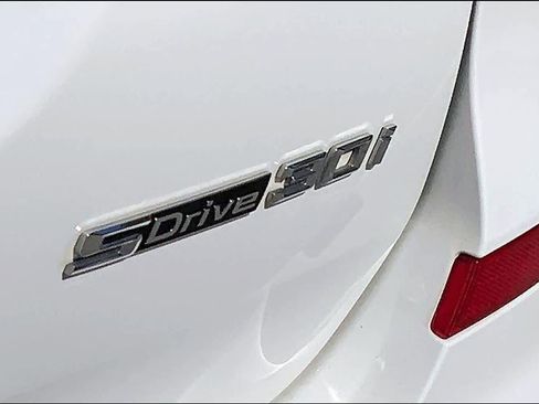 Used 2019 BMW X3 sDrive30i image 10