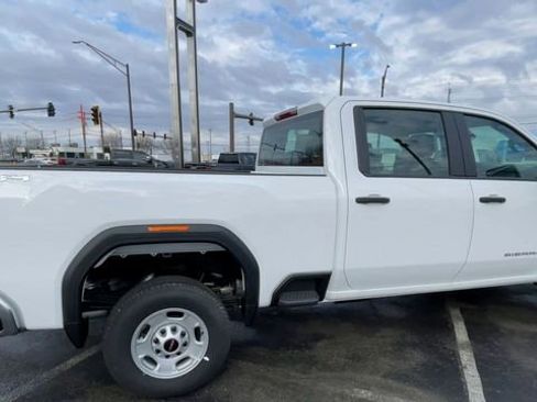 New 2025 GMC Sierra 2500 Pro w/ 1SA Pro Safety Plus Package AWD/4WD image 2
