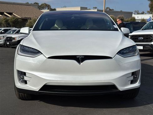 Used 2020 Tesla Model X Long Range AWD/4WD image 5