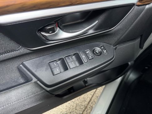 Used 2019 Honda CR-V EX image 17