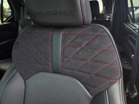 Used 2026 Honda Pilot Black Edition image 18