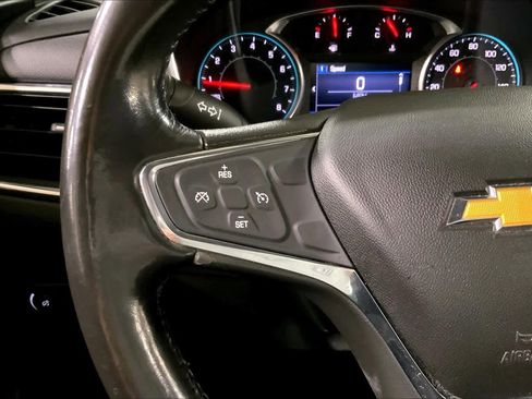 Used 2019 Chevrolet Equinox LT image 23