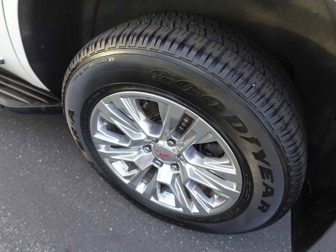 Used 2022 GMC Yukon Denali w/ Max Trailering Package AWD/4WD image 35