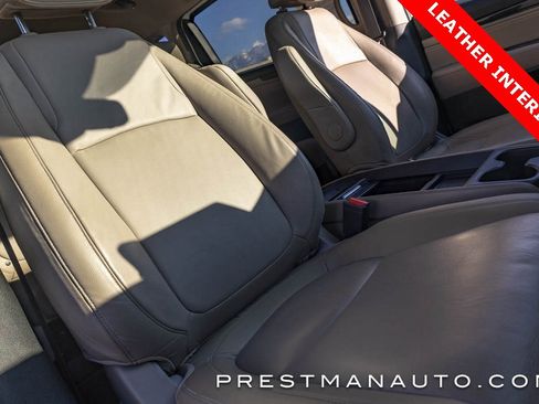 Used 2024 Honda Odyssey Touring image 5