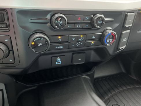 Used 2025 Ford F250 XL w/ XL Driver Assist Package AWD/4WD image 18
