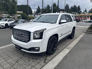 Used 2019 GMC Yukon Denali w/ Denali Ultimate Package AWD/4WD video 1
