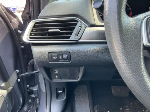 Used 2018 Honda Accord LX image 12