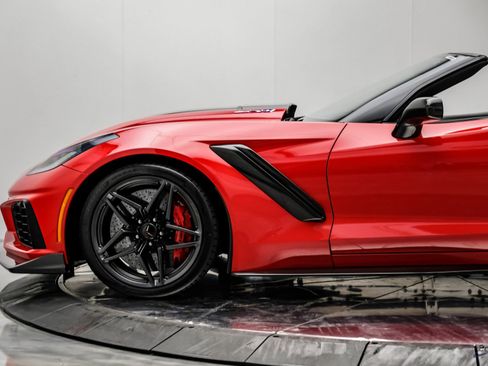 Used 2019 Chevrolet Corvette ZR1 RWD image 11