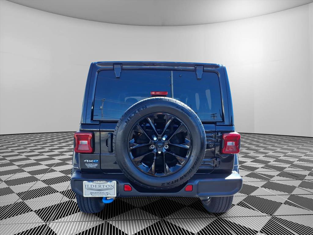 Certified 2024 Jeep Wrangler Unlimited Sahara AWD/4WD image 29