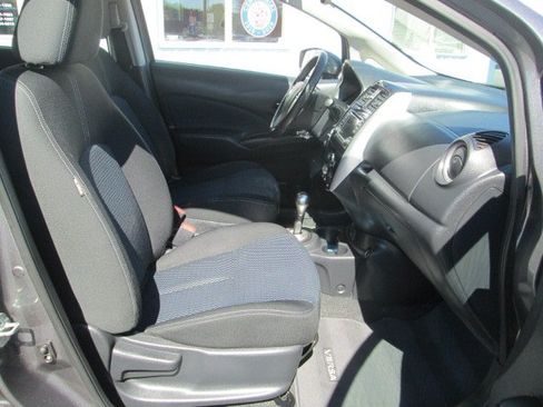 Used 2017 Nissan Versa Note SV FWD image 13