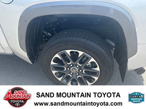 Used 2024 Toyota Tundra Limited AWD/4WD image 11