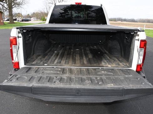 Used 2019 Ford F250 Lariat w/ Lariat Ultimate Package AWD/4WD image 17