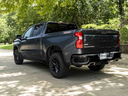 Used 2021 Chevrolet Silverado 1500 LT Trail Boss w/ Convenience Package II AWD/4WD image 7