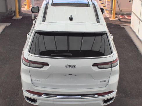 Used 2024 Jeep Grand Cherokee L Overland w/ Rear Seat Video Group I image 5