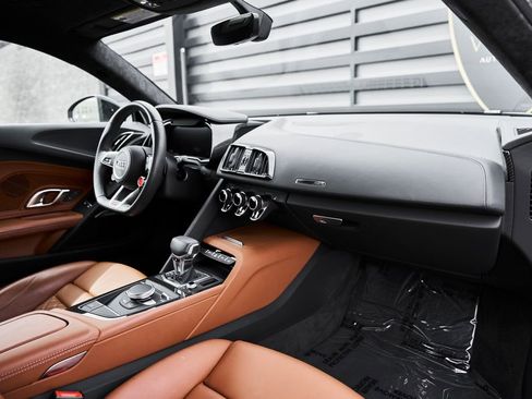 Used 2022 Audi R8 V10 image 37