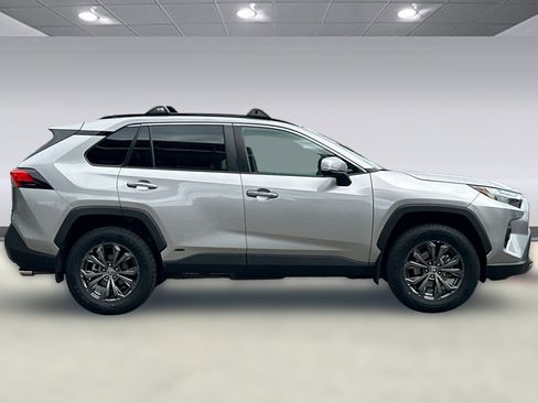 Used 2023 Toyota RAV4 Limited AWD/4WD image 7