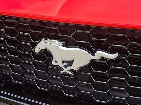 Used 2025 Ford Mustang GT Premium RWD image 29