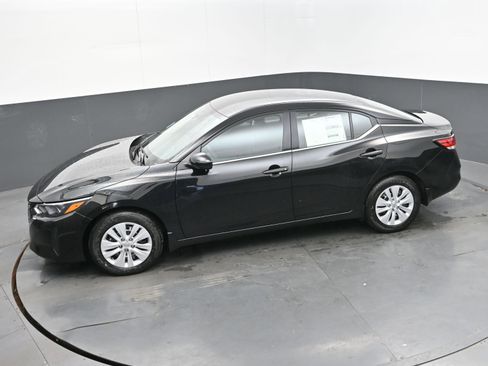 New 2025 Nissan Sentra S image 33