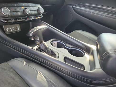 Used 2022 Dodge Durango GT image 29