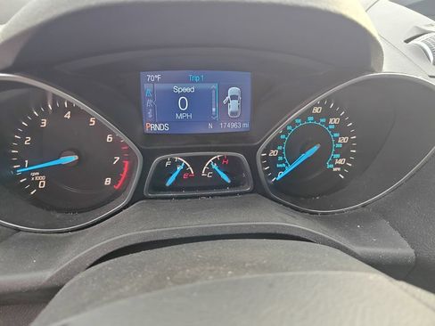 Used 2015 Ford Escape SE AWD/4WD image 9