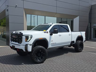 Used 2024 GMC Sierra 2500 AT4 w/ AT4 Premium Plus Package