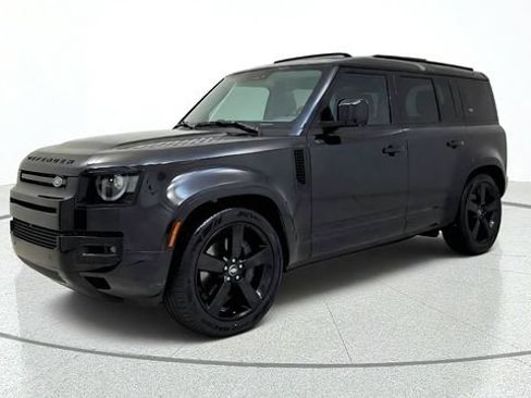 Used 2024 Land Rover Defender 110 X-Dynamic SE AWD/4WD image 3