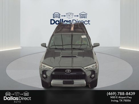 Used 2019 Toyota 4Runner TRD Off-Road image 3