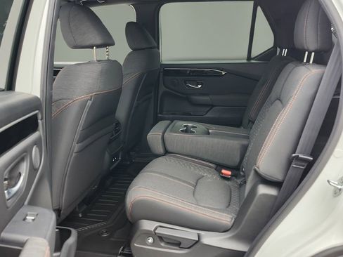 New 2026 Honda Pilot Sport image 9