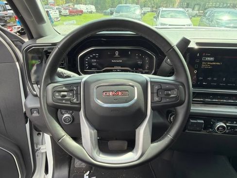 Used 2025 GMC Sierra 1500 SLT RWD image 22