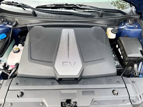Used 2024 Kia EV6 GT-Line image 32