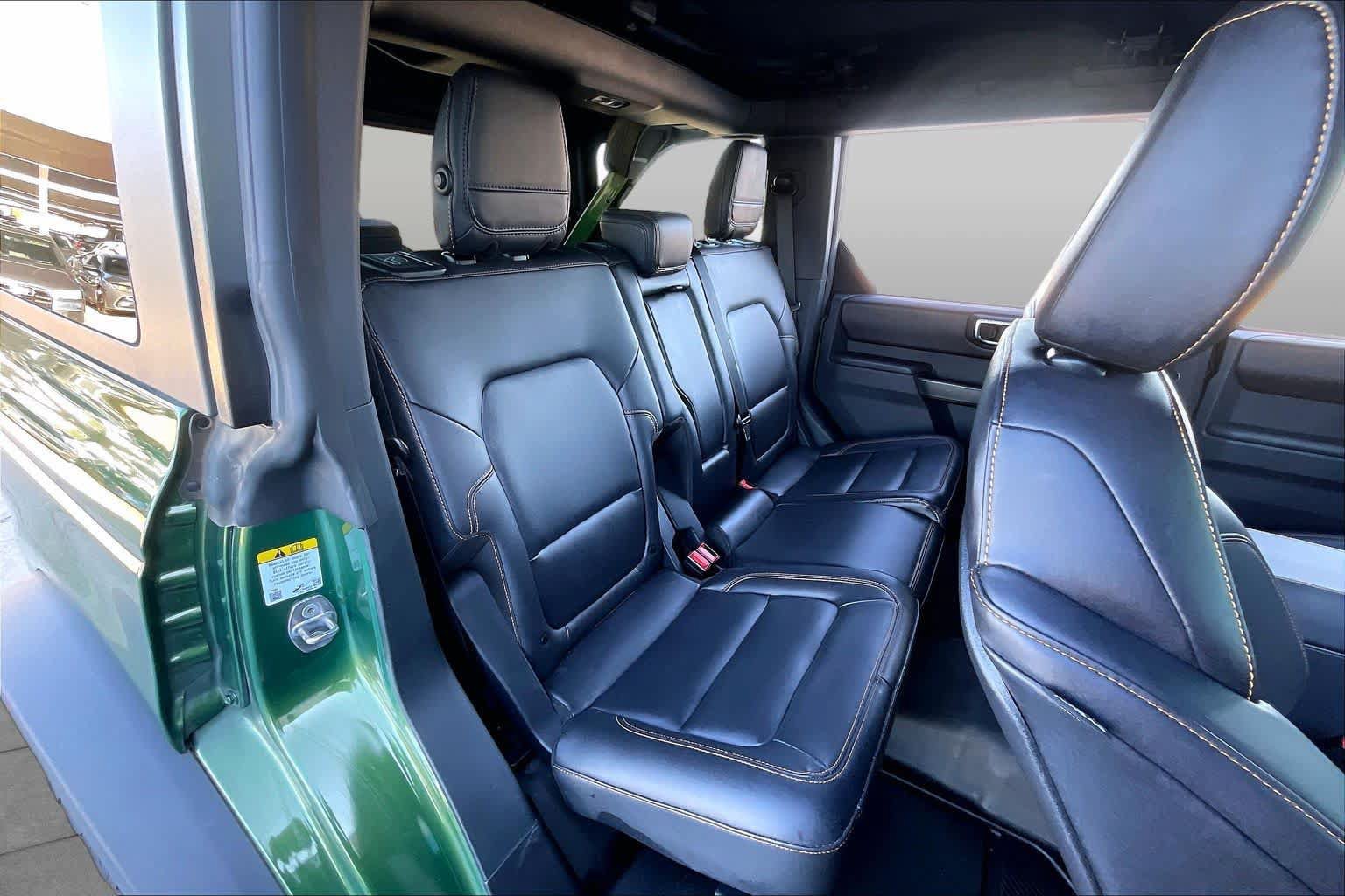 Used 2024 Ford Bronco Badlands AWD/4WD image 19