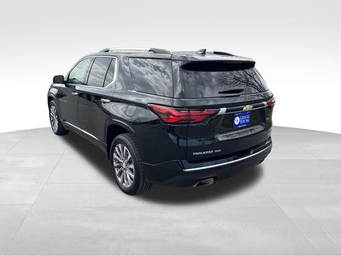 Used 2023 Chevrolet Traverse Premier AWD/4WD image 4