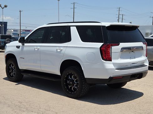 Used 2024 GMC Yukon AT4 w/ Technology Package AWD/4WD image 3