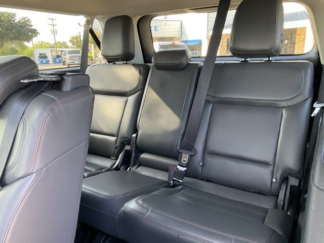 Used 2025 Ford Expedition Max Active AWD/4WD image 15