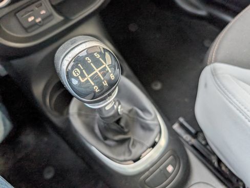 Used 2014 FIAT 500L Easy FWD image 23