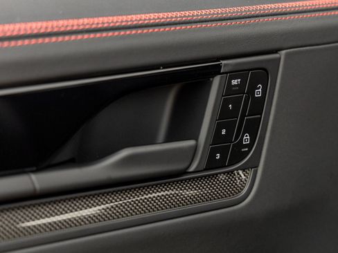 Certified 2026 Porsche Cayenne GTS AWD/4WD image 21