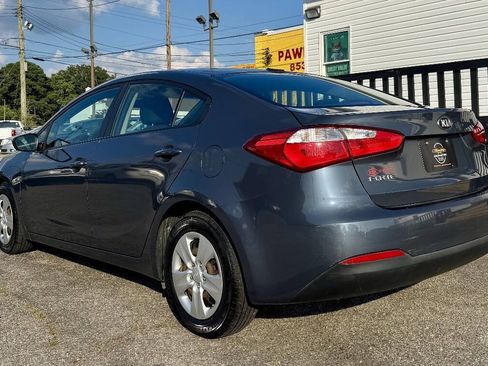 Used 2016 Kia Forte LX FWD image 3