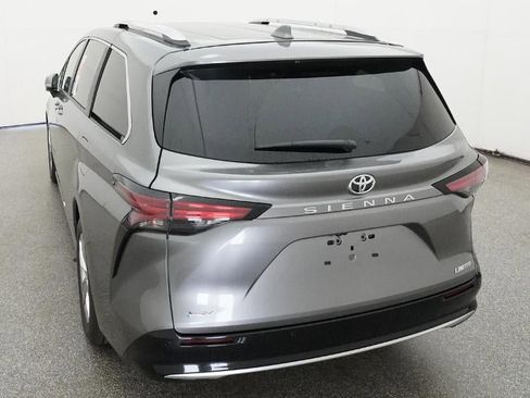 New 2026 Toyota Sienna Limited FWD image 6