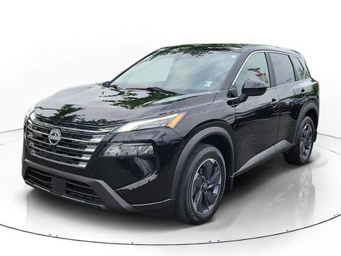 Used 2024 Nissan Rogue SV FWD image 4