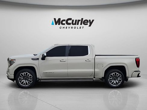 Used 2026 GMC Sierra 1500 Denali Ultimate AWD/4WD image 4