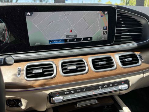 Used 2022 Mercedes-Benz GLE 350 4MATIC image 5