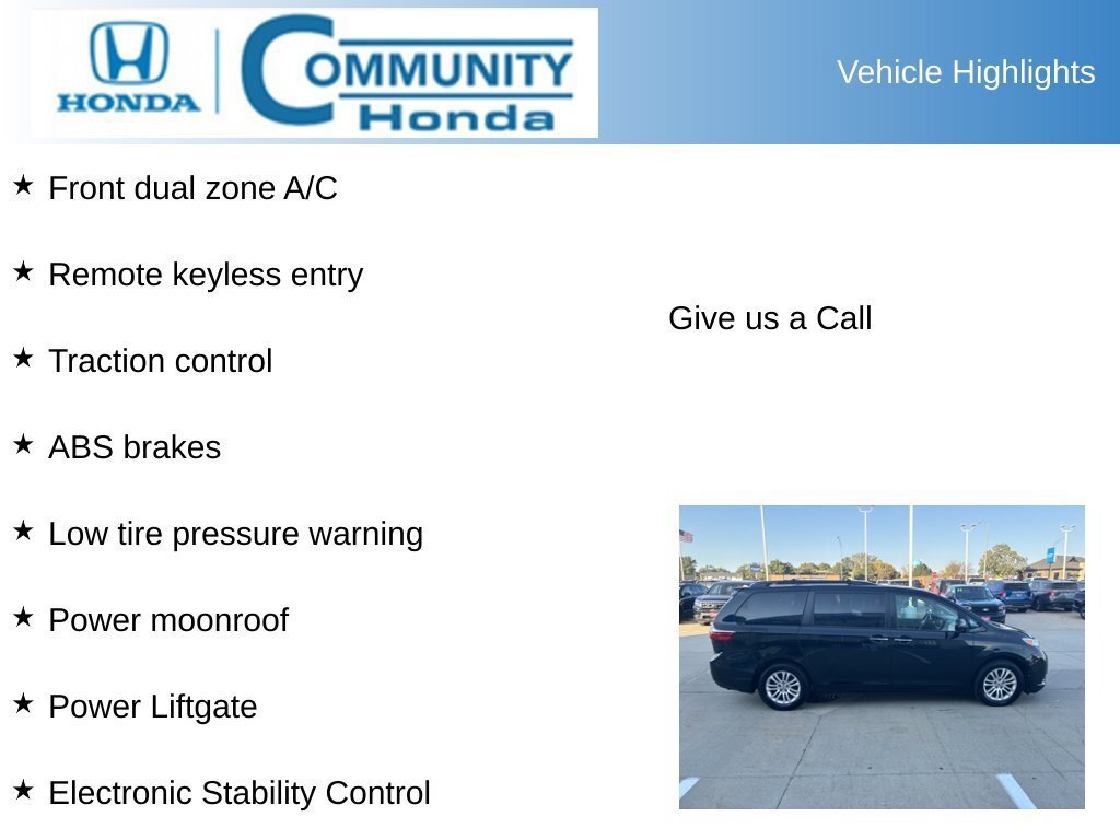 Used 2015 Toyota Sienna XLE w/ XLE Navigation Package FWD image 7